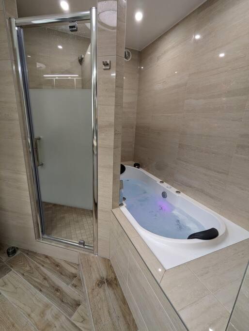 Le Cosy-Chic - T3 Balneo A Villeurbanne / Lyon 外观 照片